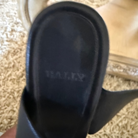 Bally Black Leather Wedge Sandals Square Toe Ankle Strap Size 37 6.5 Medium - Picture 5 of 7